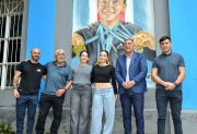 Distinguen con un mural a la atleta bandeña María Antonella Domergue y a las mujeres deportistas