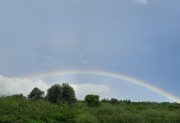Tras la intensa lluvia, un arcoíris sorprendió a los vecinos de La Banda