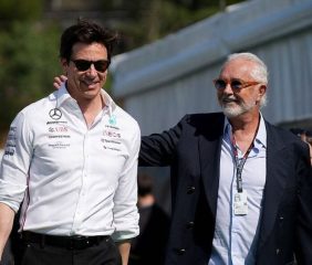 Briatore confirmó que Mercedes negocia comprar acciones de Alpine en la Fórmula 1