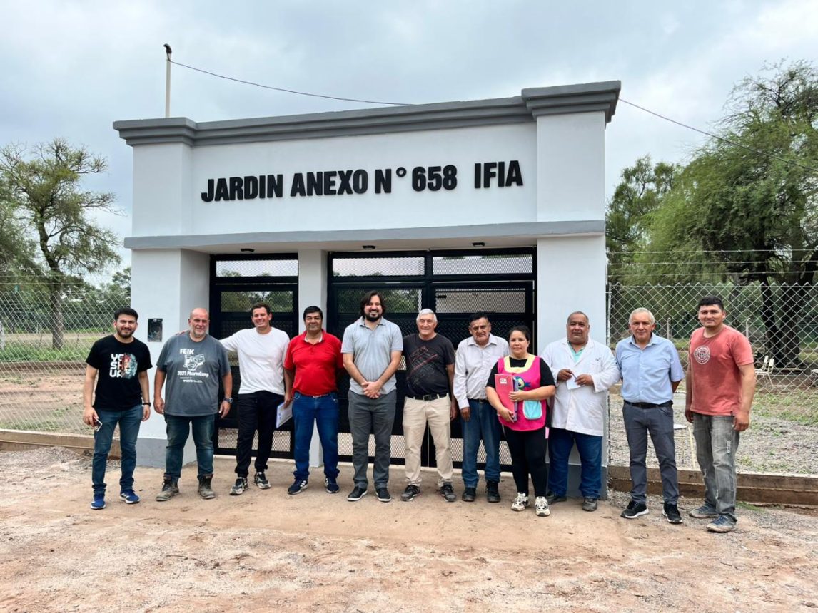 Histórico avance en Ifia: entregaron las llaves del nuevo edificio del Jardín de Infantes Nº 658