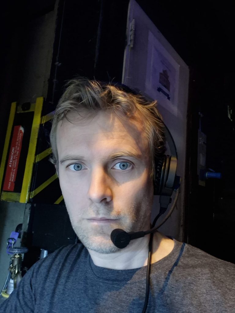 De Santiago al Teatro Colón: el santiagueño que hoy coordina el ballet en uno de los escenarios más importantes del mundo