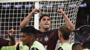 Ajustado y necesario triunfo de Central Córdoba sobre Riestra en el Madre de Ciudades