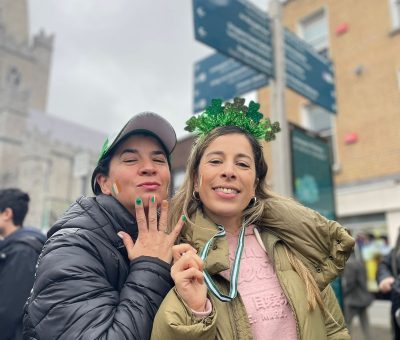 Una santiagueña en Dublín: Inés nos mostró la Fiesta de San Patricio desde adentro