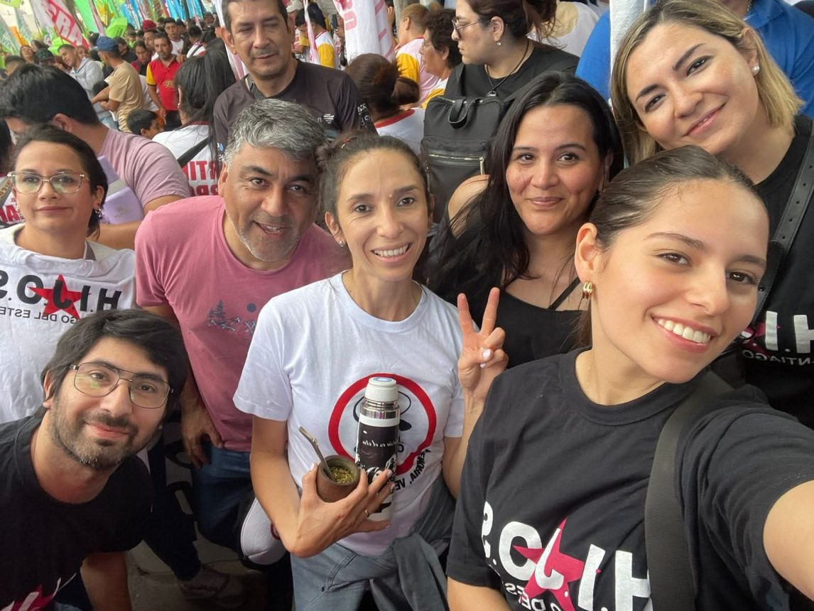 H.I.J.O.S. presenta en Santiago una obra colectiva sobre memoria, lucha y derechos humanos