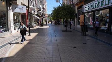 FOTOS | Escaso movimiento en el Centro durante el feriado de este martes