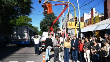 Ordenamiento vial: la Capital instaló nuevos semáforos de última generación