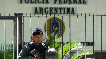 FOTOS. Allanamientos a la Policía Federal: la investigación se amplía con 14 domicilios intervenidos