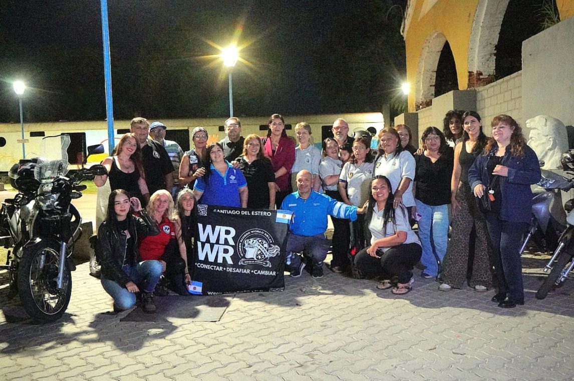 La Clínica de Conducción Segura de Motos convocó a mujeres motociclistas en La Banda