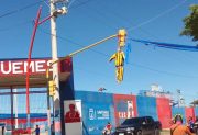 Antes del clásico santiagueño: un muñeco con la camiseta de Mitre colgado en la calle genera revuelo