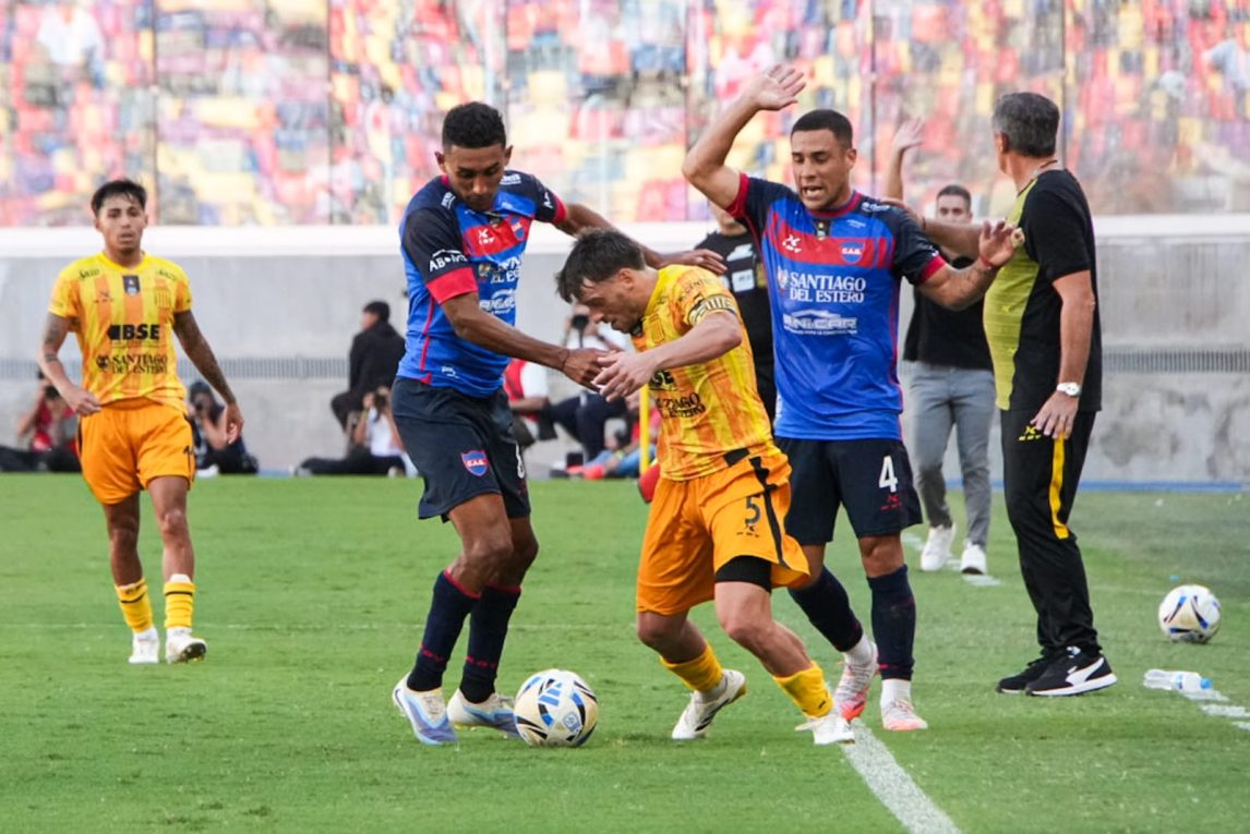 EN VIVO: Güemes y Mitre empatan 2 a 2 en un partidazo en el Madre de Ciudades