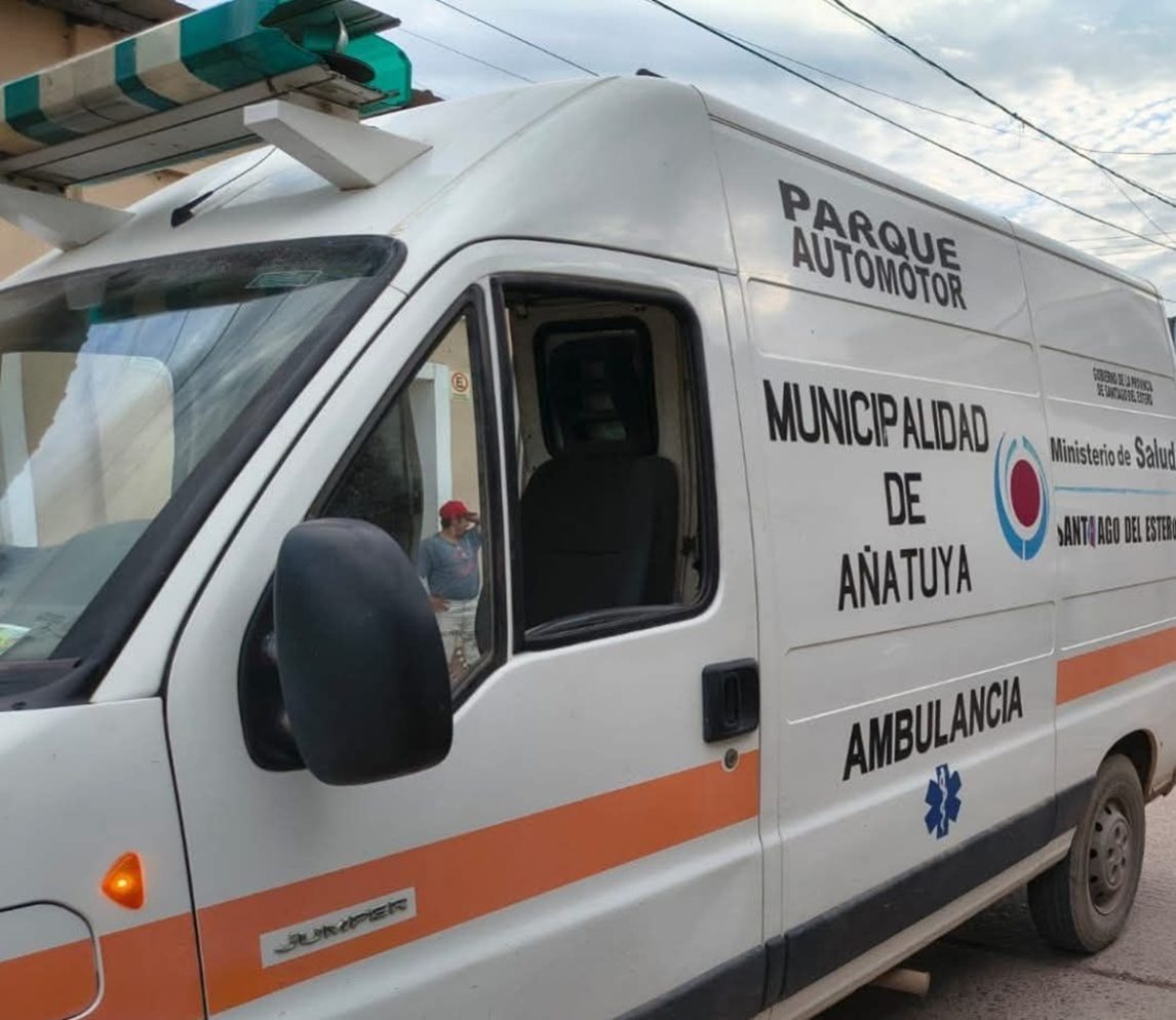 Niña de 3 años terminó inconsciente tras ser atropellada por otro menor mientras jugaba en una plaza