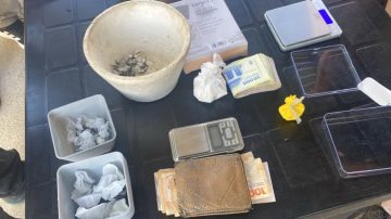 Una denuncia anónima desbarató un kiosco de cocaína en Estación Simbolar