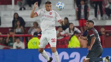 Huracán y Barracas Central cierran la jornada con un duelo clave