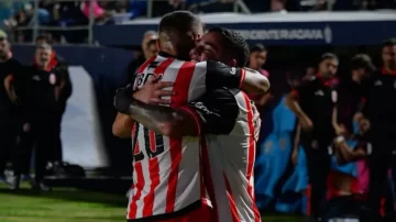 Barracas Central bajó al líder Independiente Rivadavia en Mendoza