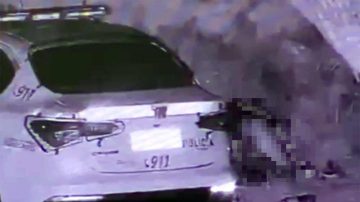 Un policía fue filmado mientras tenía relaciones en la vía pública y fue desafectado