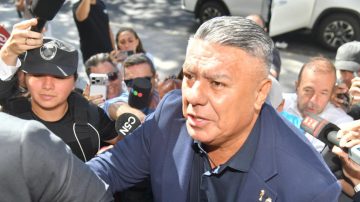 “Chiqui” Tapia se defendió en redes sociales: “No omitimos aportes”