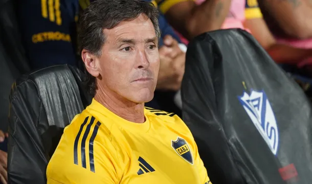 Úbeda mete mano en Boca: cambio de esquema y regreso clave ante Lanús