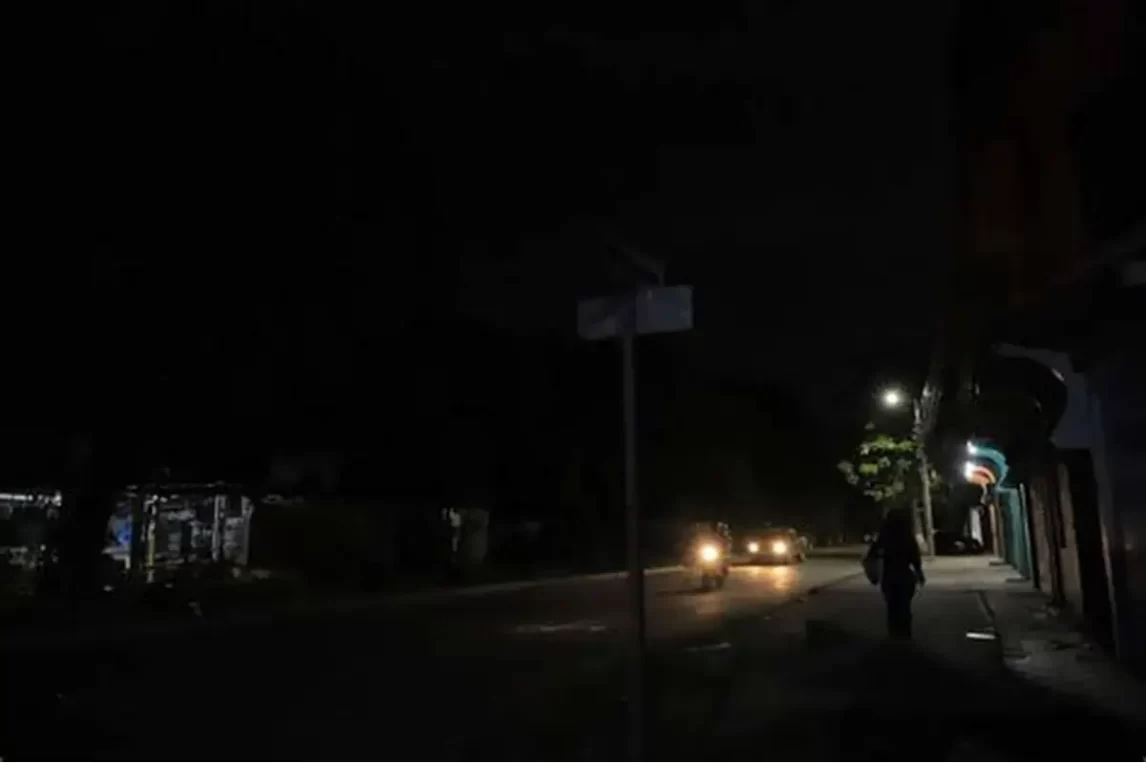 Vecinos del San Fernando exigen solución urgente a la falta de iluminación y seguridad