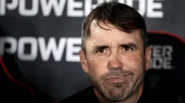 Coudet enfrenta el mismo dilema que tuvo Gallardo