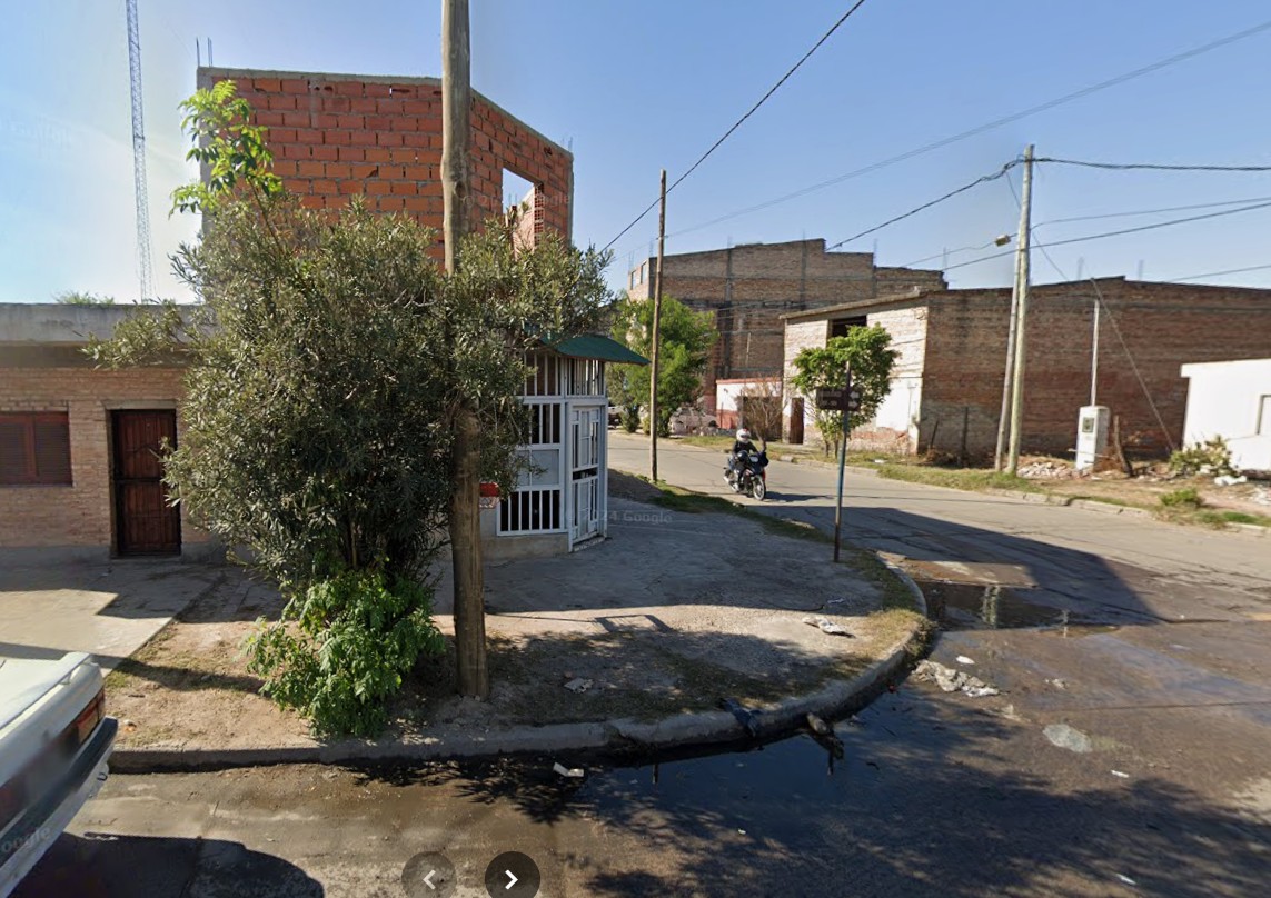 Allanaron una lomitería del barrio Sarmiento e investigan venta de drogas