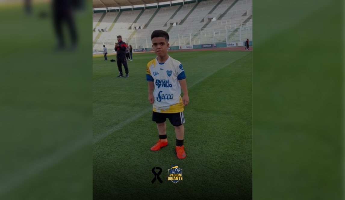 Conmoción por la muerte de un influencer en un accidente de tránsito en Pellegrini