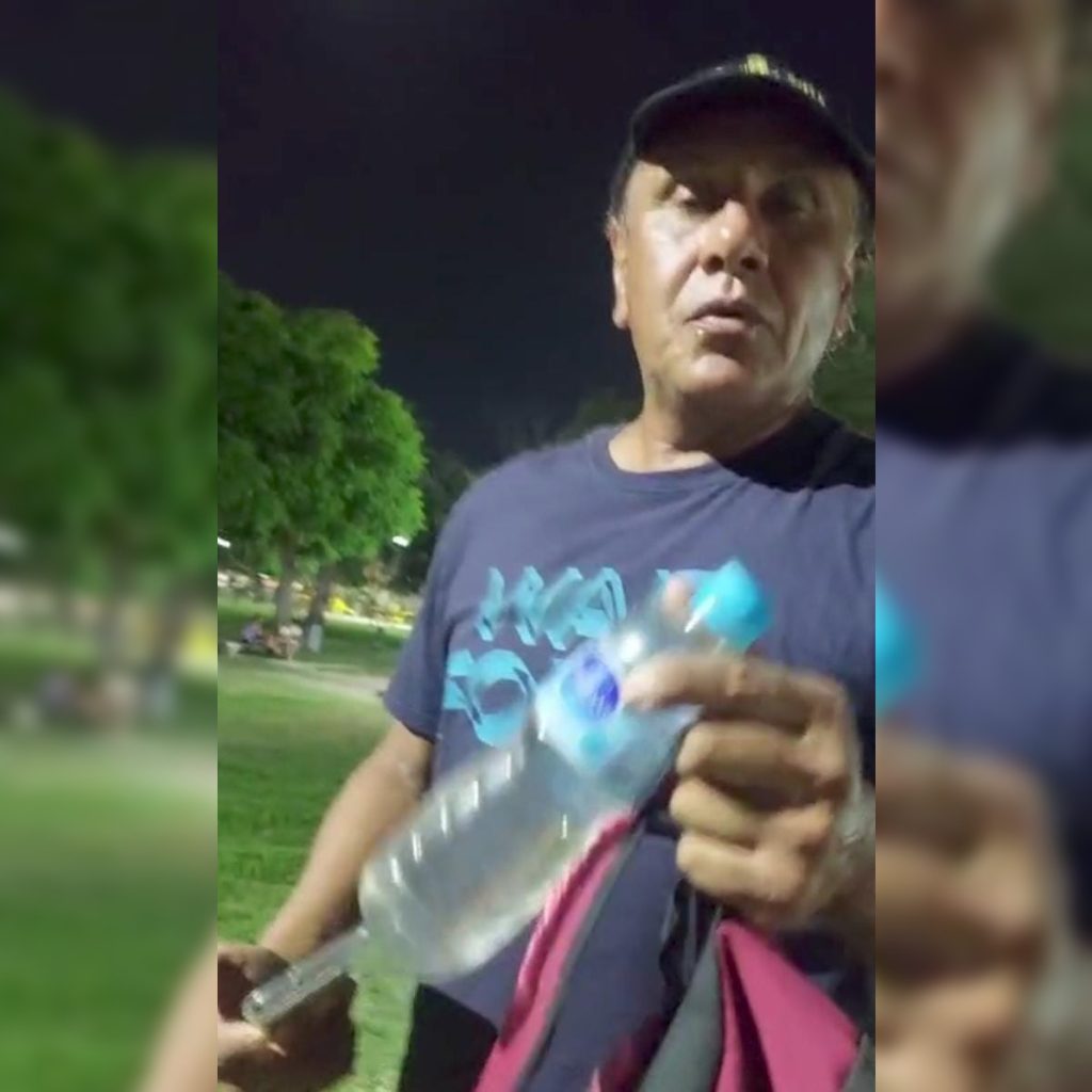 “Se masturbaba frente nuestro”: exponen a un hombre que las grabó en la plaza Sarmiento