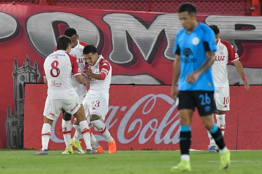Huracán le ganó a Belgrano en Parque Patricios con la figura de Thaiel Peralta