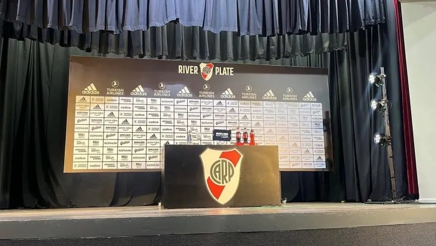 A qué hora presentan a Eduardo “Chacho” Coudet y por dónde ver en vivo