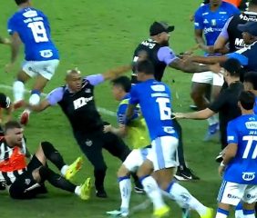 Video: tremenda pelea campal en el clásico Cruzeiro-Atlético Mineiro por la final estadual
