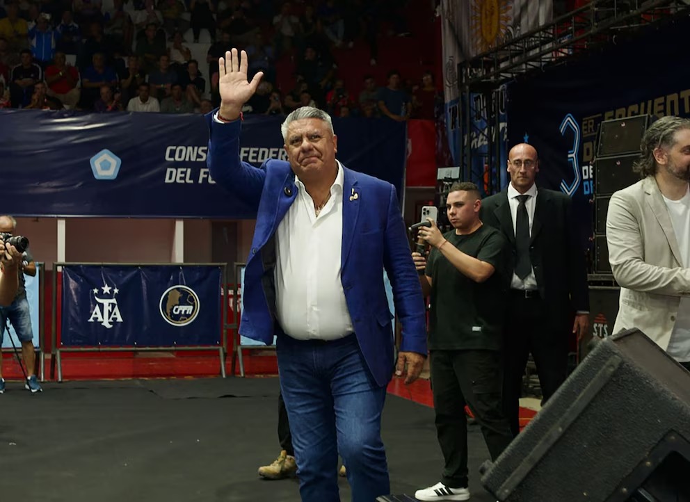 Claudio “Chiqui” Tapia lanzó LPF Play y aseguró: “Muchos van a transpirar de vergüenza porque la verdad va a salir a la luz”