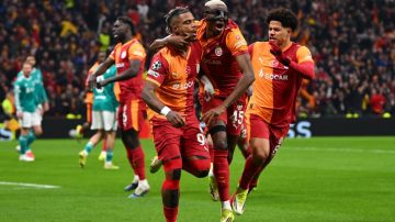 Galatasaray derrotó al Liverpool en Estambul y saca ventaja en la serie de Champions League