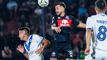 Vélez igualó con Tigre y se mantiene como puntero de la zona A