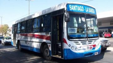 “Es inhumano que los traten así”: denuncian maltrato a una mujer no vidente en un colectivo de la línea 21