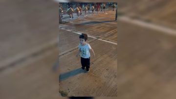 VIDEO. Monte Quemado: tiene 1 año y 6 meses sorprendió a todos con su zapateo