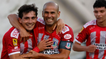 El interminable “Sacha” Sáez marcó un doblete y dio una asistencia en la gran remontada de Unión La Calera ante O’Higgins