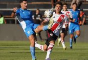 River ganó un duro partido en Río Cuarto a Estudiantes y se subió a la punta de la Zona B
