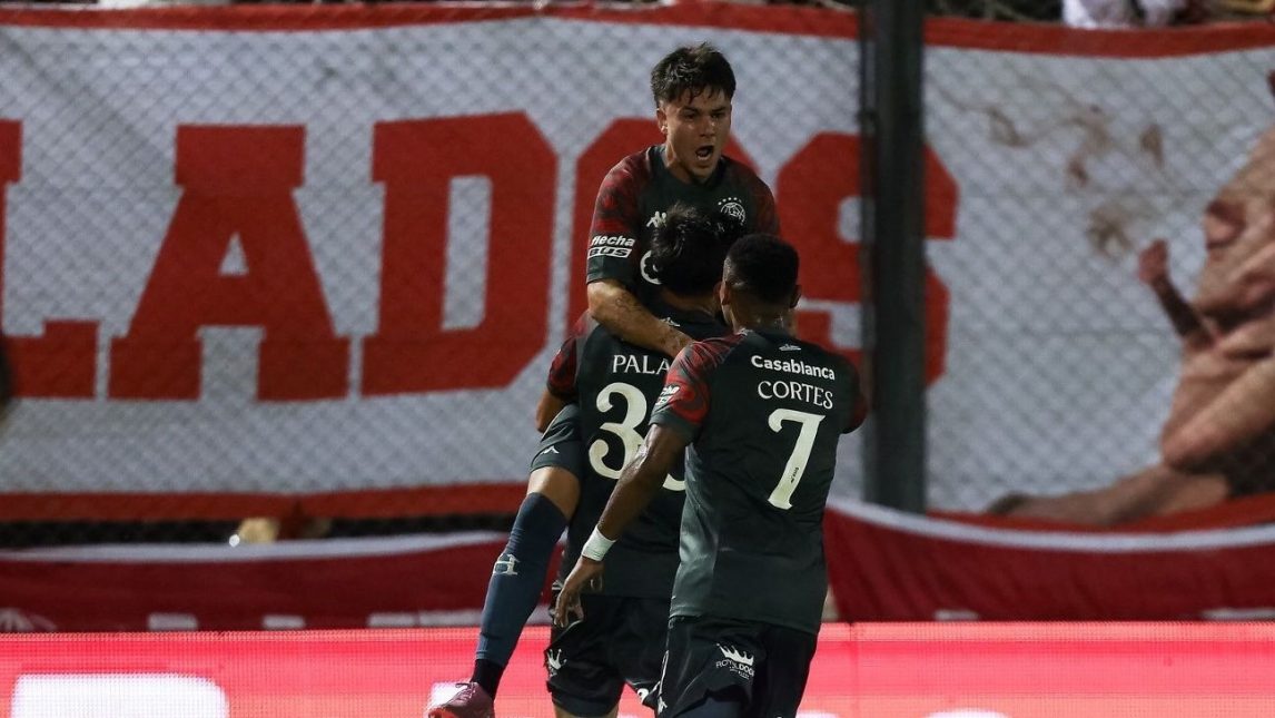 Huracán sufrió más de la cuenta para vencer a Olimpo y avanzar en la Copa Argentina