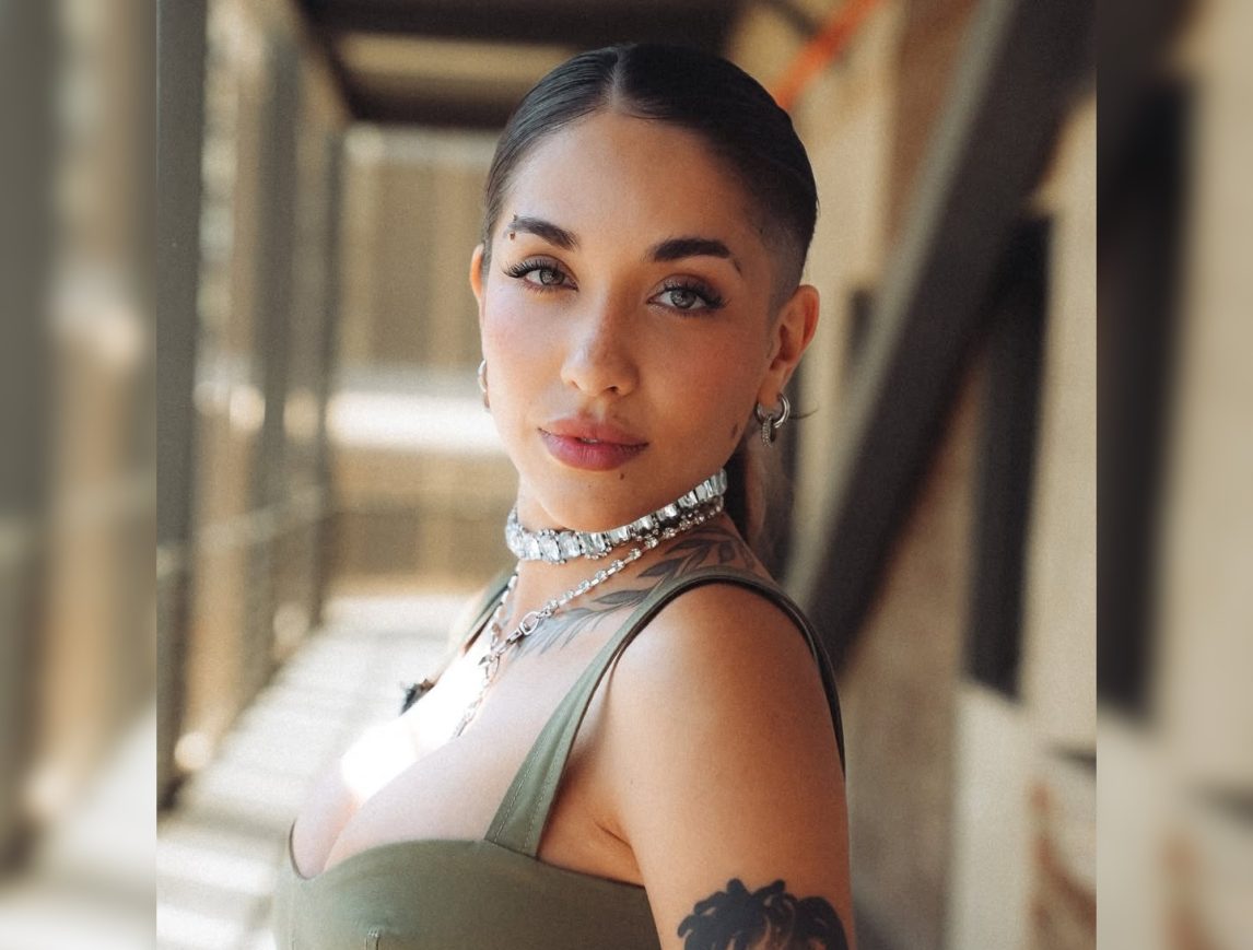 La reacción de María Becerra en redes, tras la publicación de Emilia Mernes