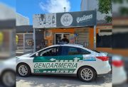 En uno de los 14 domicilios allanados por Gendarmería Nacional funciona un kiosco