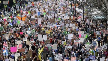 Millones de estadounidenses se manifestaron contra la política de Donald Trump
