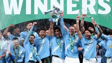 Manchester City venció a Arsenal y levantó la Carabao Cup