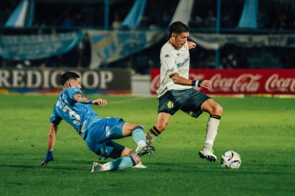 Atlético Tucumán igualó con Aldosivi en el estreno de Falcioni como DT