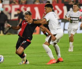 Duelo de necesitados en Rosario: Newell’s y Gimnasia de Mendoza buscan salir del fondo