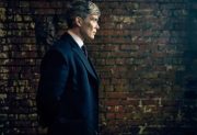 Atención fanáticos de los Peaky Blinders: Tommy Shelby regresa para cazar nazis por Netflix