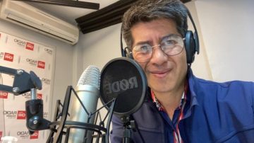 Dejó el periodismo e ingresó al seminario en busca de cumplir con su vocación sacerdotal