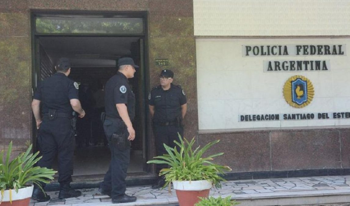 Amplio despliegue de Gendarmería: realizaron allanamientos en la Policía Federal y domicilios de uniformados de esa fuerza