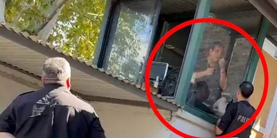 Se prendió fuego en plena protesta salarial en Rosario y dejó dos policías heridos