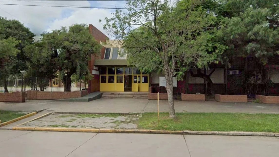 San Cristóbal: estudiantes reciben asistencia médica tras el hecho ocurrido en una escuela y están fuera de peligro