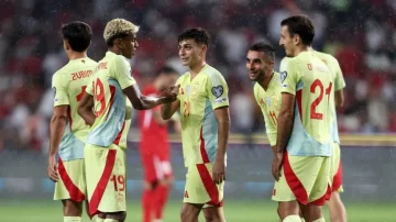 Crece la polémica por la Finalissima: jugadores de España se oponen a jugar en Qatar