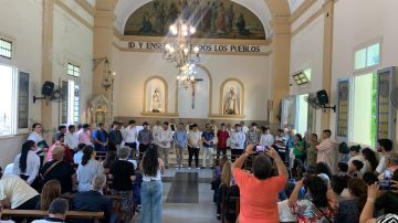Alegría en la Iglesia santiagueña: cinco jóvenes iniciaron su camino hacia el sacerdocio en Tucumán